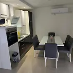 Lucija Apartment Kastela