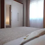 Apartament Lucija *