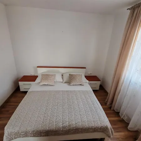 Lucija * Kastela