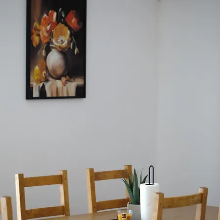 Lucija * Kaštela