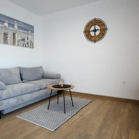 Lucija Apartmán Kaštela